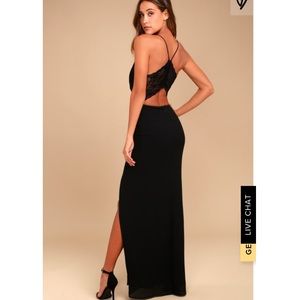 NWOT Lulu’s Black Lace Backless Maxi Dress L